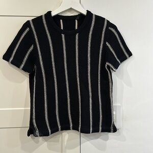 Theory short sleeved cotton knit top - size small